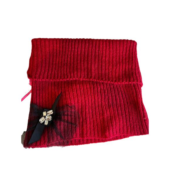 Betsey Johnson Cozy Snood Wide Infinity Scarf - Picture 1 of 5